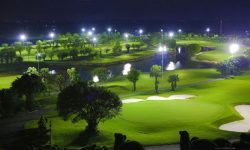Lựa chọn loại đèn lắp đặt sân golf cũng ảnh hưởng nhiều đến hệ thống chiếu sáng