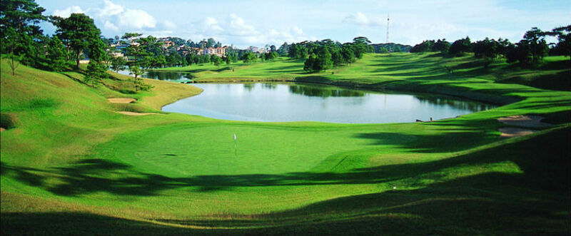 Sân golf Đà Lạt nằm ngay trung tâm “thành phố ngàn hoa"