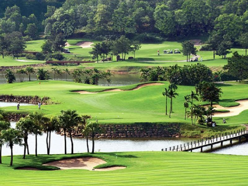 Sân golf Chí Linh Vũng Tàu nằm ở thành phố biển có khí hậu trong lành