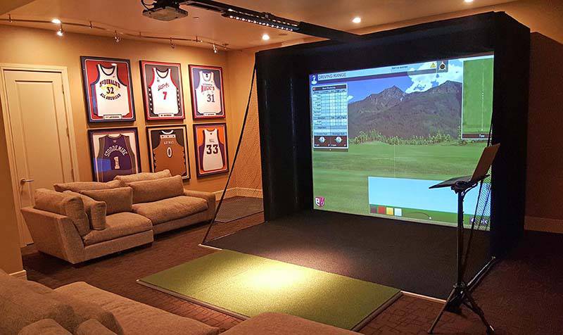 Golfer nên cân nhắc về không gian, chi phí khi lắp đặt phòng golf 3D