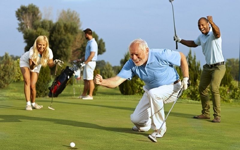 Khi chơi golf, golfer cần bỏ ra tương đối các loại chi phí khác nhau
