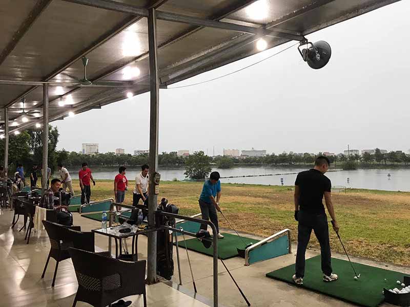 Sân golf Vinh Tân là địa chỉ quen thuộc của golf thủ Nghệ An 