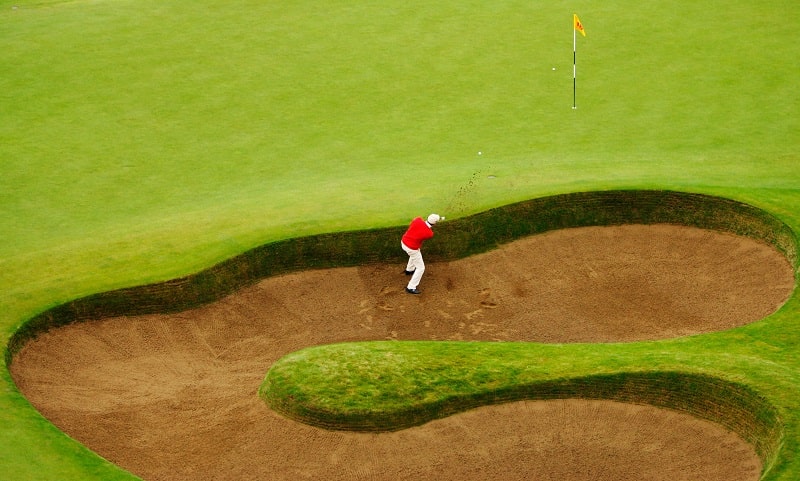 Golfer tự tin đánh bóng hơn khi có quy định mới 