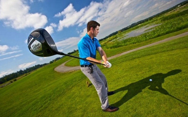 Để cải thiện trình độ chơi golf, golfer cần chăm chỉ luyện tập