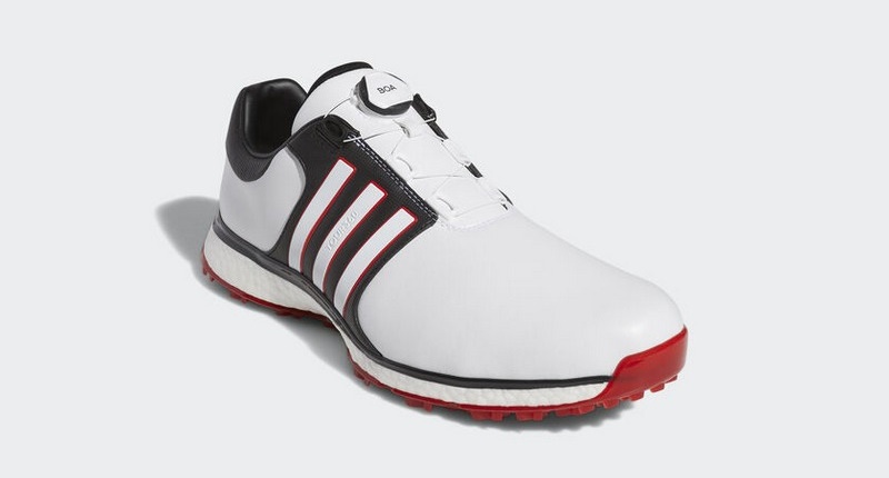 Adidas đã khẳng định được vị thế chắc chắn trong làng thời trang golf
