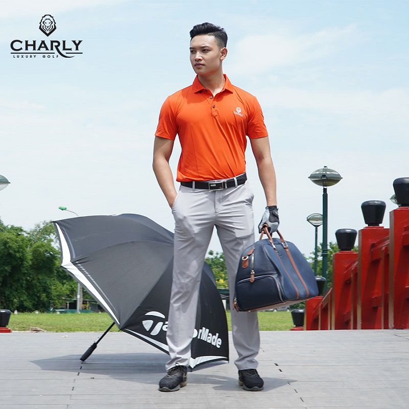 Quần áo golf Charly được đánh giá về cả thiết kế và chất liệu