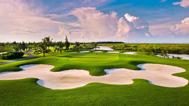 Sân golf BRG Ruby Tree Golf Resort sở hữu thiết kế ấn tượng