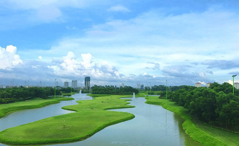 Sân tập golf Hà Nội Ciputra có thiết kế ấn tượng