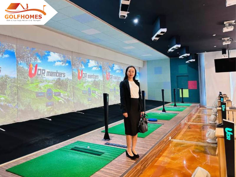 TGĐ GolfHomes, Ms. Quỳnh Trang tham quan các mô hình phòng tập golf 3D Okongolf tại Hàn Quốc
