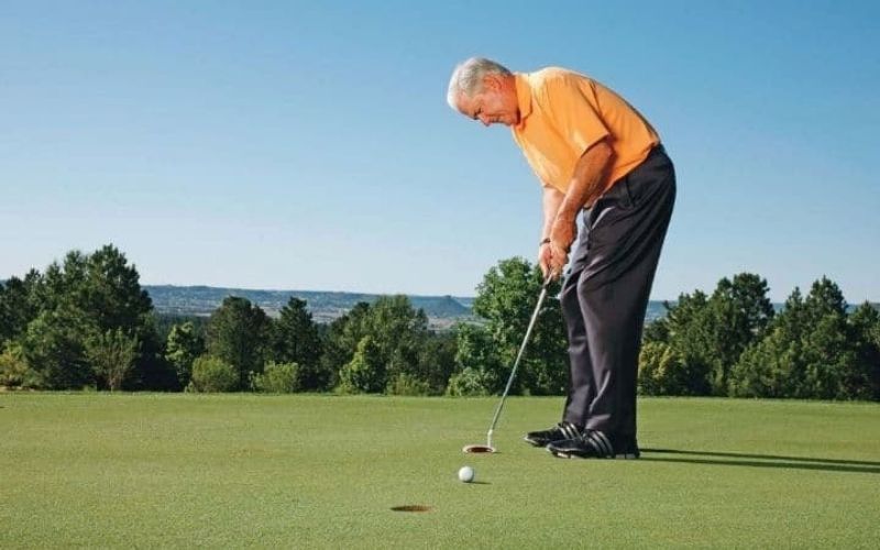 Tập luyện nhuần nhuyễn các cú đánh kỹ thuật giúp golfer làm chủ đường bóng tốt hơn