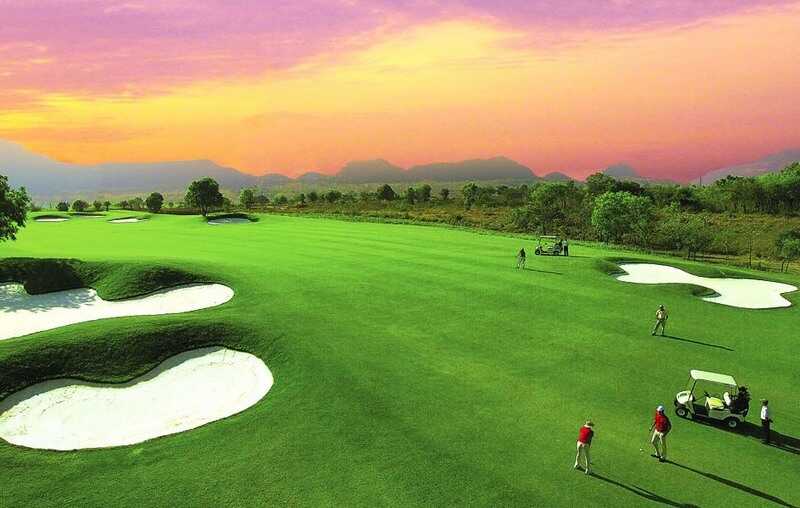 Sân golf Asean 24h có thiết kế ấn tượng với các dịch vụ tiện ích đẳng cấp