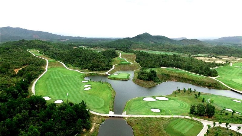 Bà Nà Hills Golf Club là một trong những sân golf miền Trung cao cấp nhất