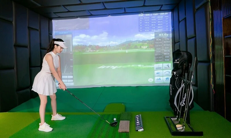 Phòng tập golf 3D mang đến cho golfer trải nghiệm đánh bóng sống động, chân thực