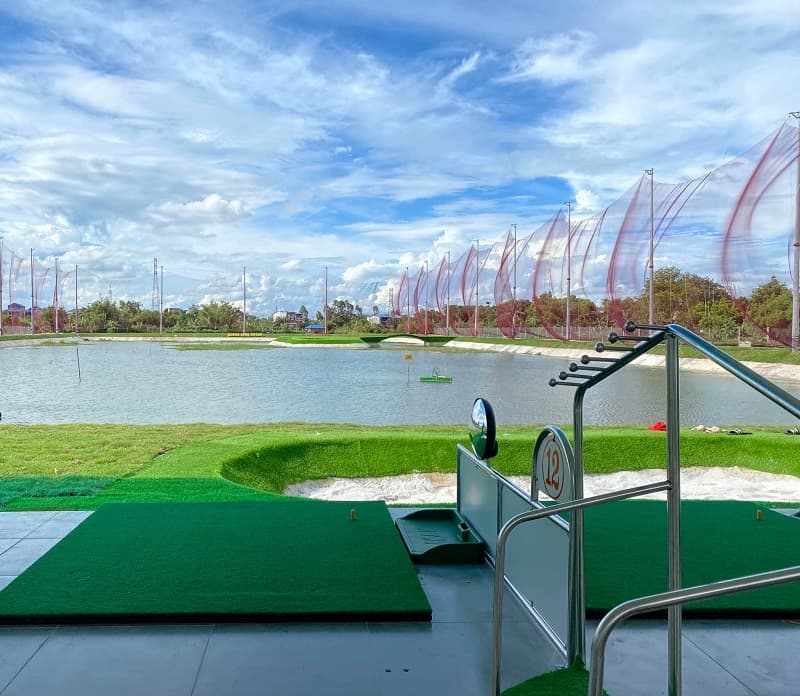 Sân golf Quang Long được trang bị đầy đủ cơ sở vật chất hiện đại