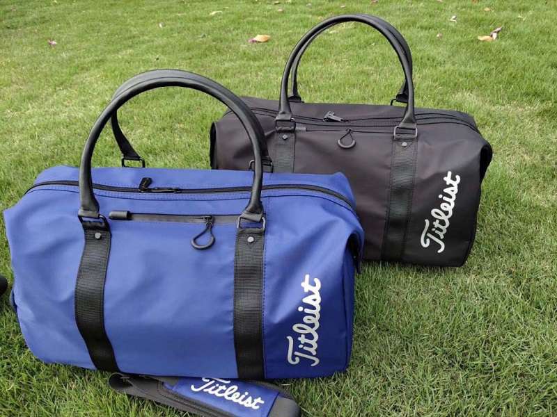 Túi xách dùng để đựng quần áo, giày golf cho golfer khi ra sân