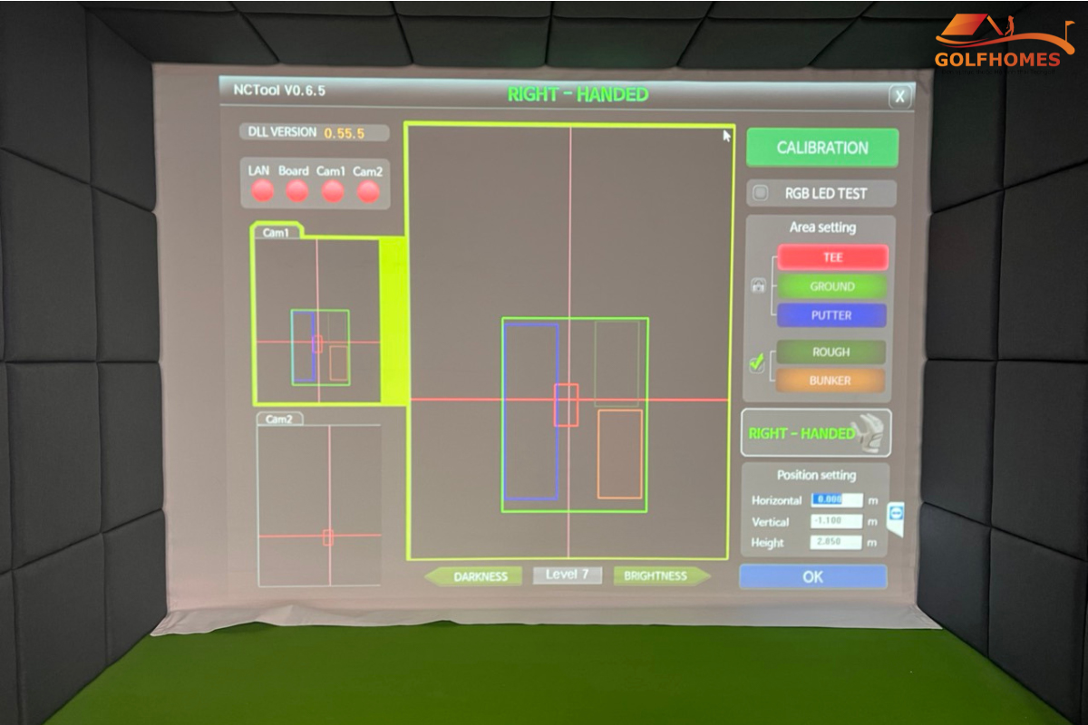 Chuyên gia Hàn Quốc trực tiếp cài đặt phần mềm cho phòng golf 3D GTS