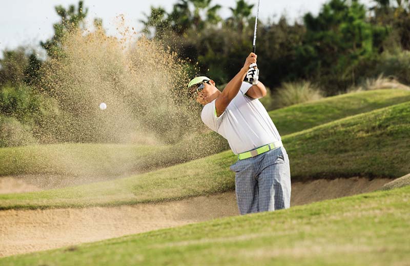 Chinh phục kỹ thuật đánh cát golf không khó khi golfer nắm vững các bước thực hiện