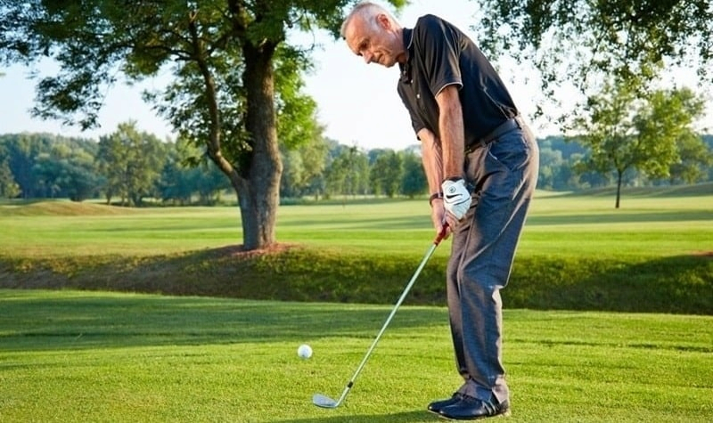 Pitching golf là kỹ thuật mà golfer cần nắm rõ khi tham gia môn thể thao quý tộc