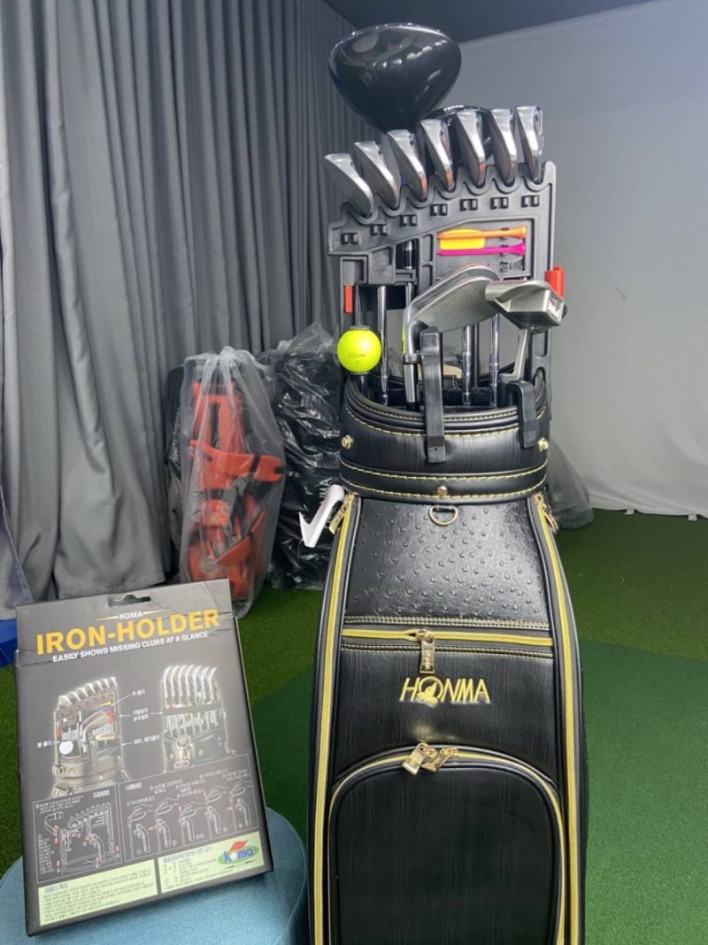 Giá để gậy golf của Koma Iron Holder