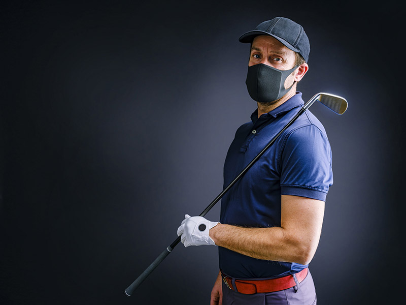 Khẩu trang có tác dụng bảo vệ làn da của golfer