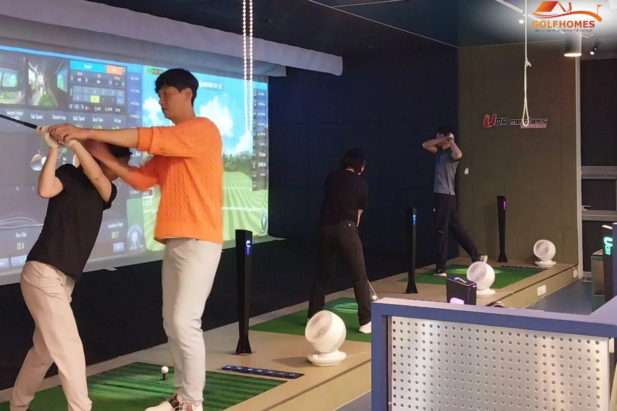 Các golfer lựa chọn học golf 3D vì sự tiện lợi và tính chính xác của các công nghệ hiện đại