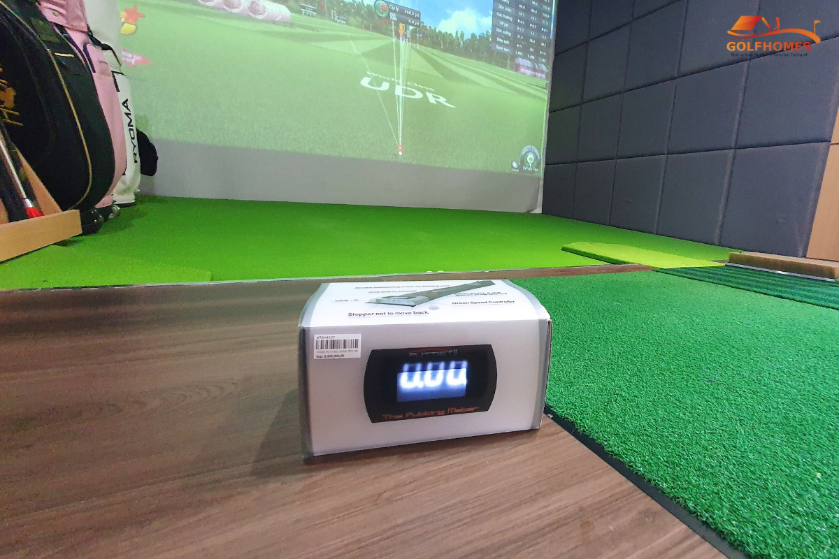 Phòng golf 3D Okongolf và thảm Putting Laser Pro là combo chơi golf tại nhà hoàn hảo